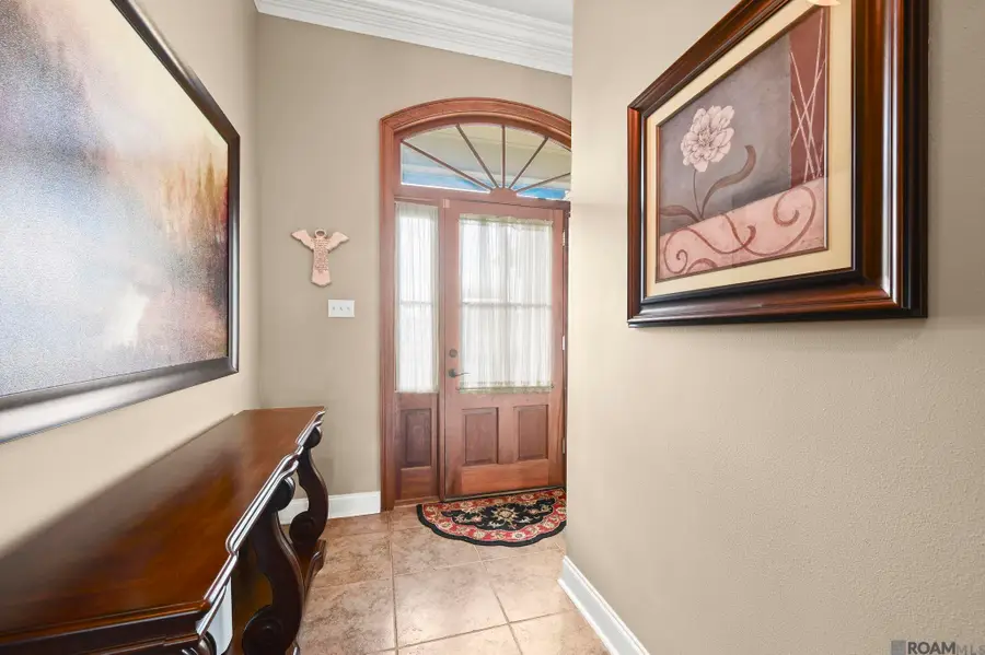 18003 Bellingrath Lakes Ave, Greenwell Springs, LA 70739 - Image #3