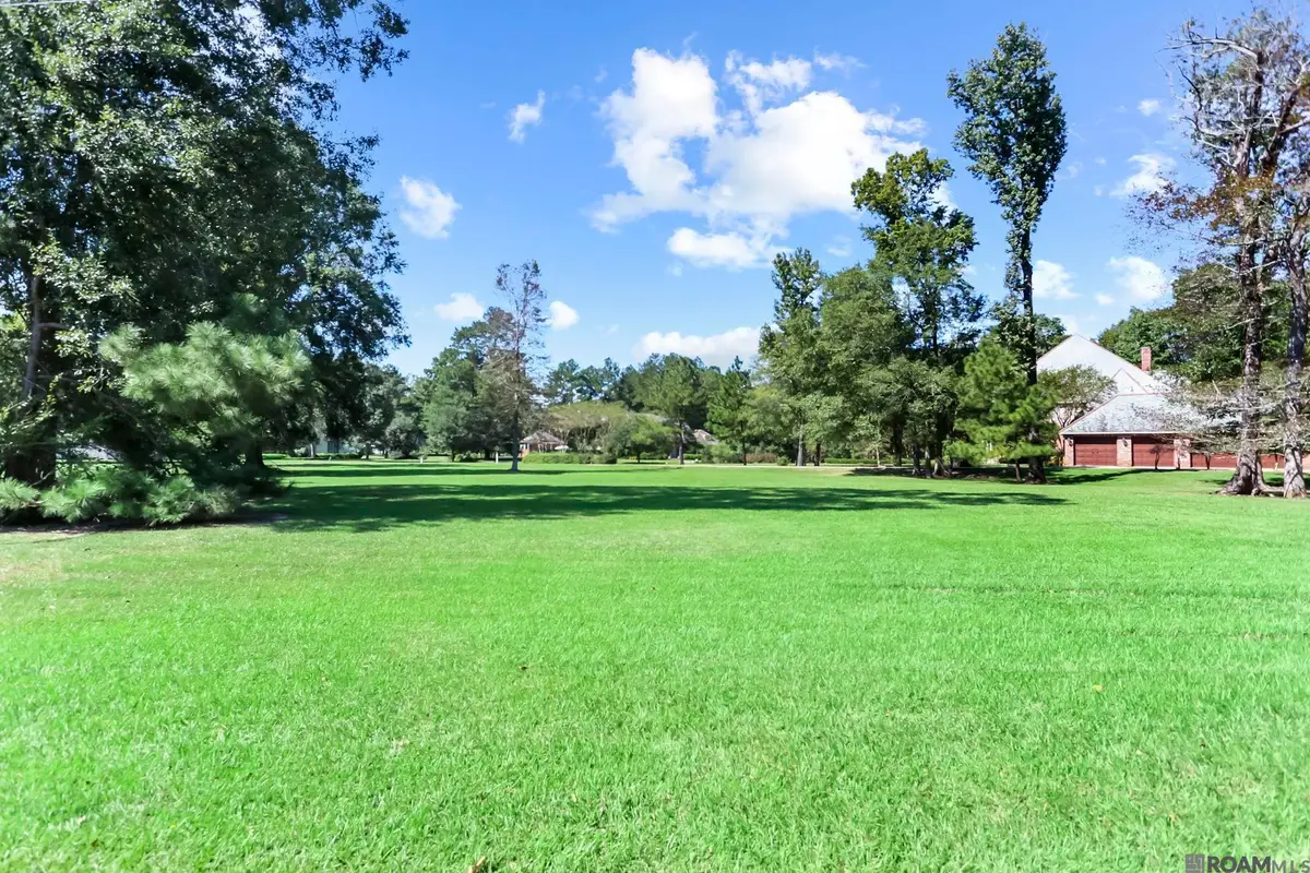 13907 Sweetwoods Hollow Dr, Saint Francisville, LA 70775 - Image #1