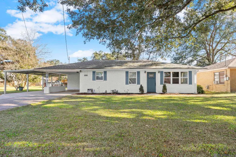 8121 Main St, Sorrento, LA 70778 - Image #2