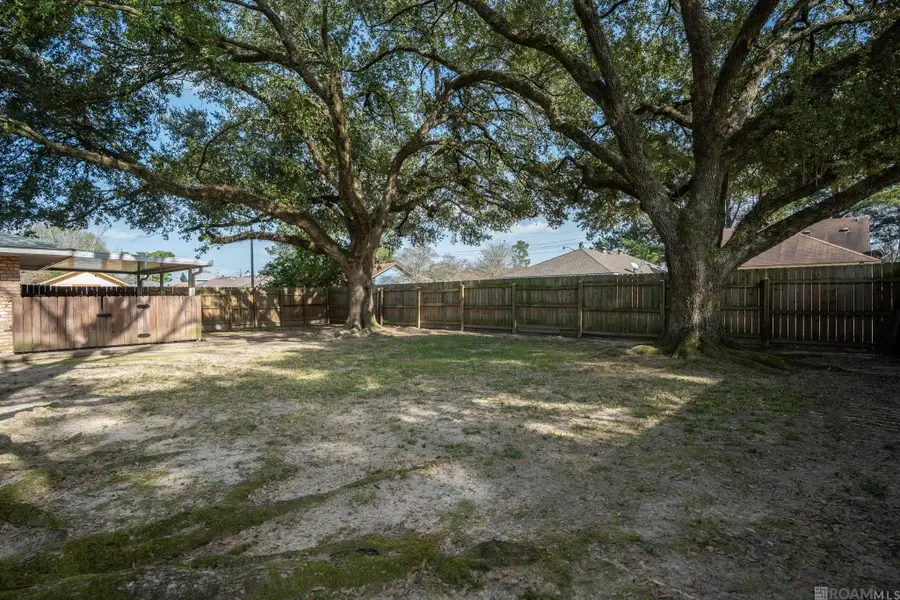 613 Kimmeridge Dr, Baton Rouge, LA 70815 - Image #2
