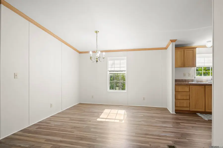 10366 Heather Dr, Denham Springs, LA 70706 - Image #2