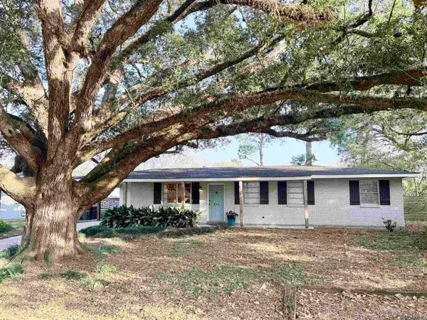 824 Highland Park Dr, Baton Rouge, LA 70808