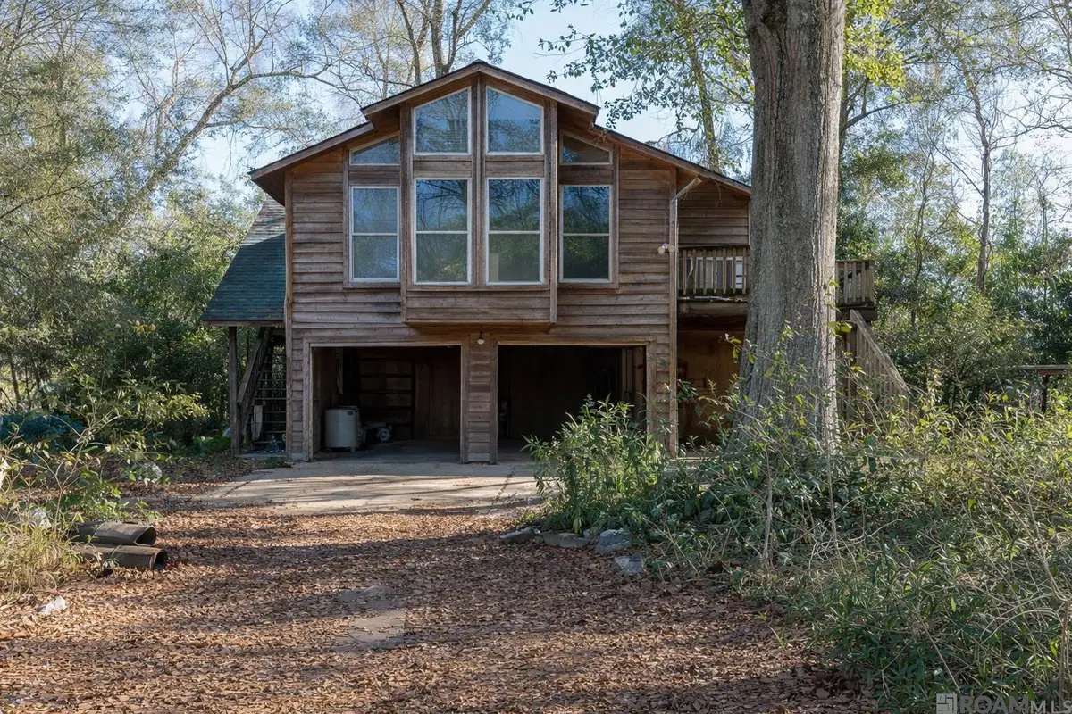 43054 Weber City Rd, Gonzales, LA 70737 - Image #1