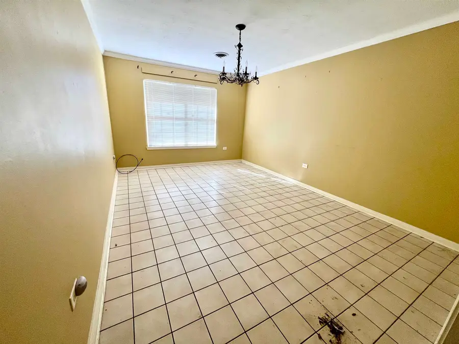 2204 Acadian Dr, Houma, LA 70363 - #2