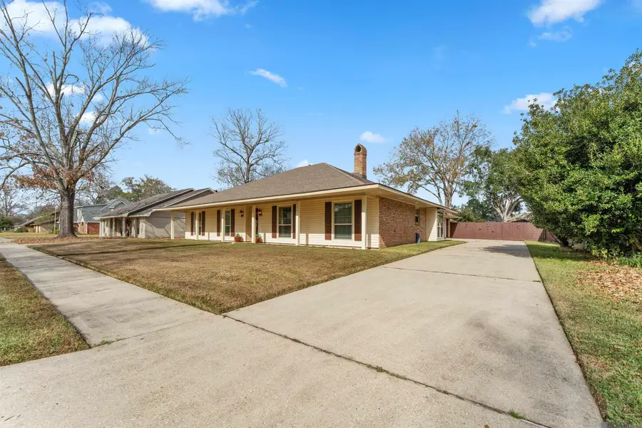 15841 Chickamauga Ave, Baton Rouge, LA 70817 - Image #2