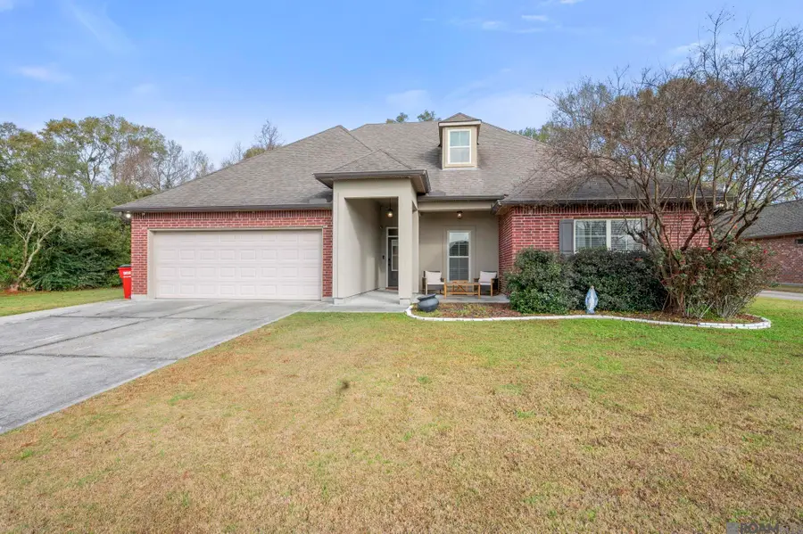 38420 Rue Chateau Ave, Gonzales, LA 70737 - Image #2