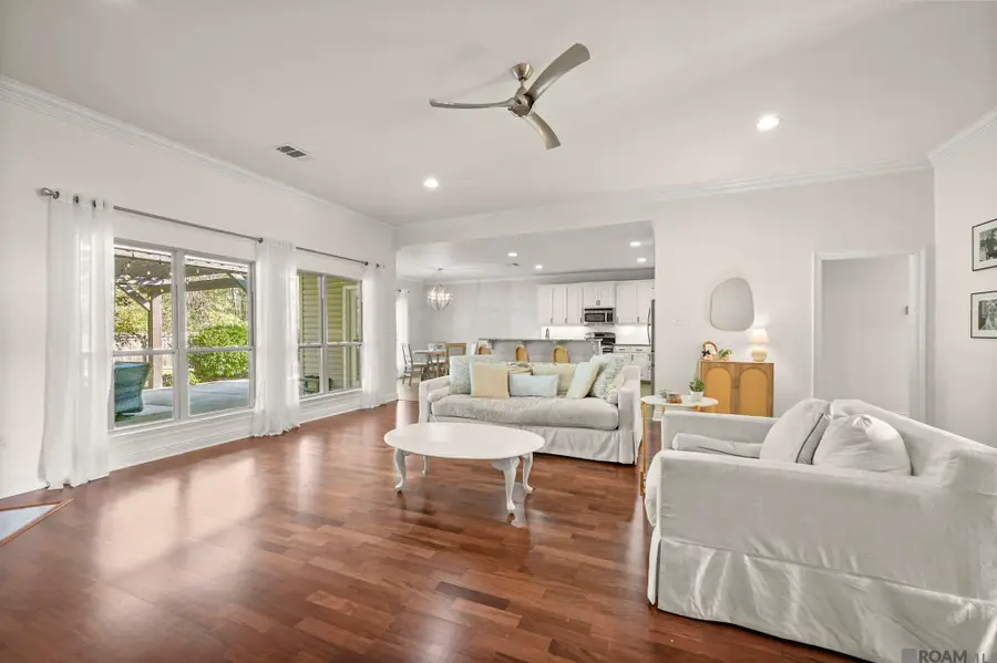 38420 Rue Chateau Ave, Gonzales, LA 70737 - Image #3