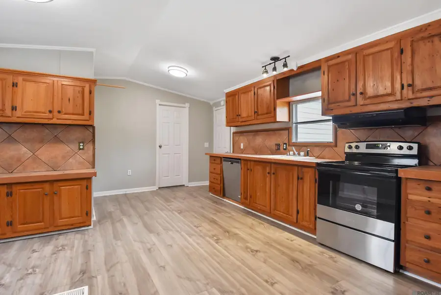 44345 Braud St, Sorrento, LA 70778 - #2