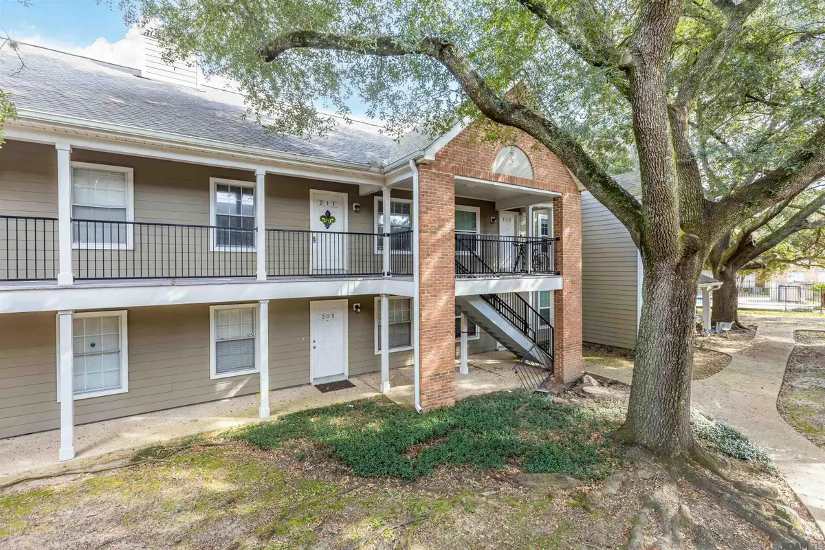 141 E Boyd Dr #211, Baton Rouge, LA 70808 - Image #1