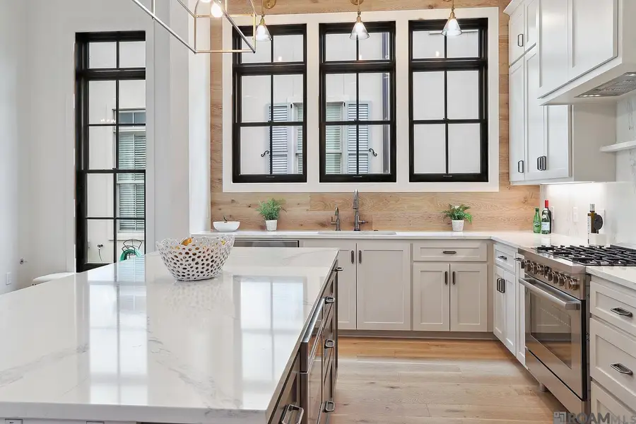 3257 Pointe-marie Dr, Baton Rouge, LA 70820 - Image #2