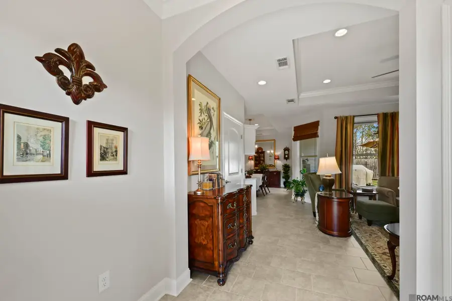 7111 Village Charmant #11, Baton Rouge, LA 70809 - Image #2