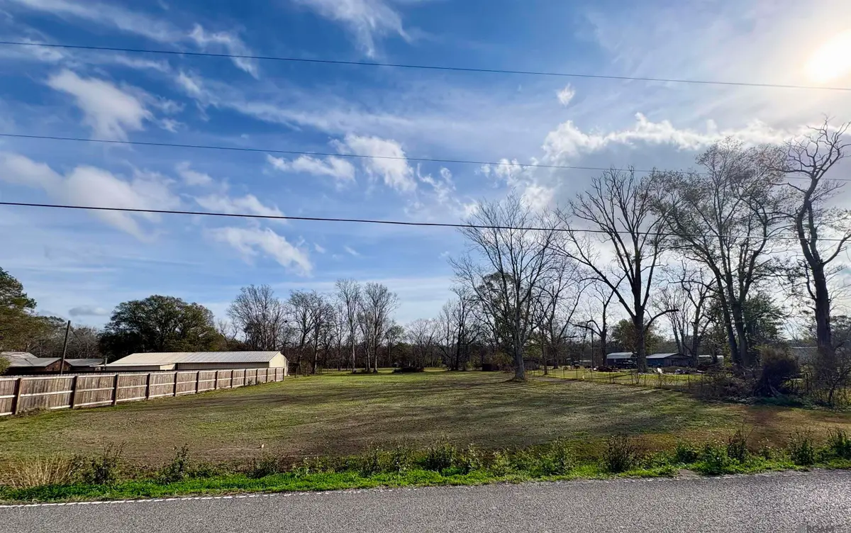 Ernest Floyd Rd, Gonzales, LA 70737 - Image #1