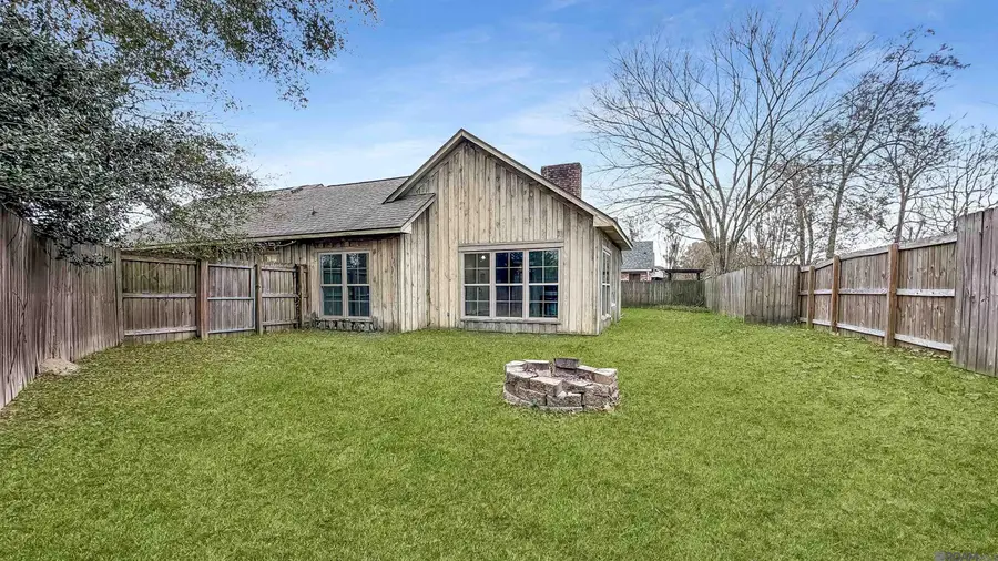 25965 Audubon Ave, Denham Springs, LA 70726 - Image #2