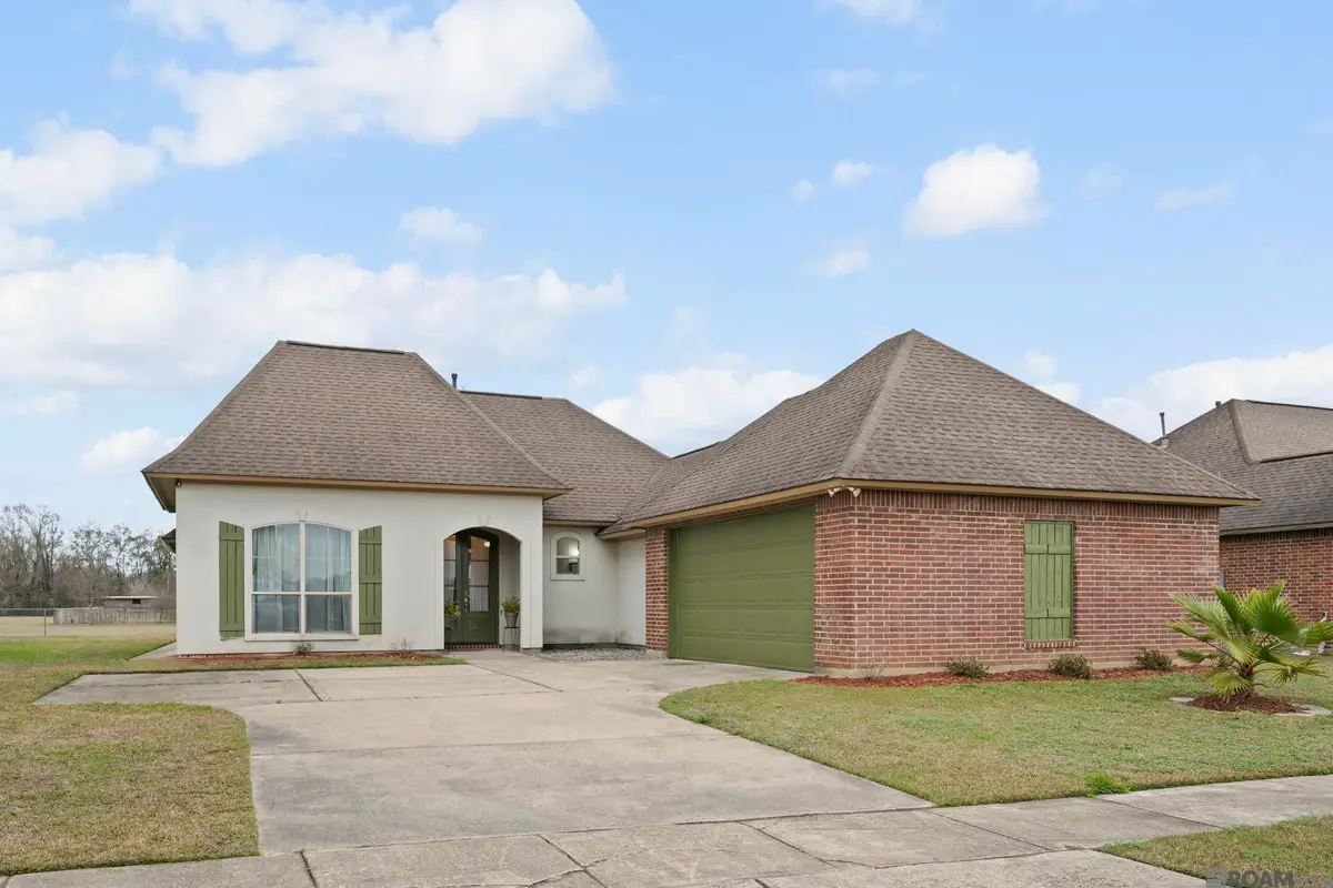9113 Highland Oaks Ave, Zachary, LA 70791 - Image #1