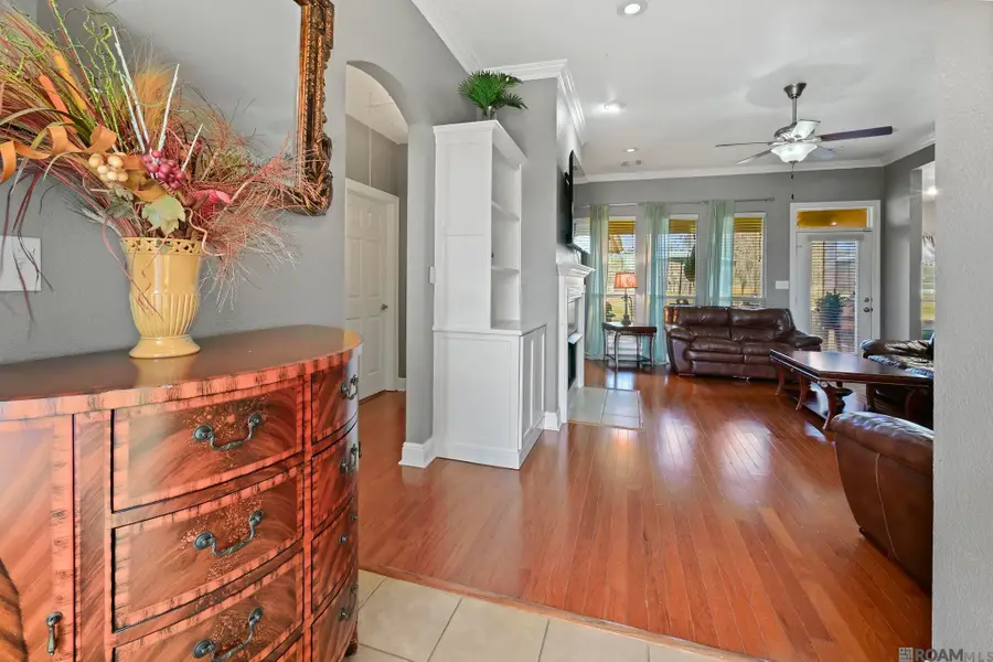 9113 Highland Oaks Ave, Zachary, LA 70791 - Image #3