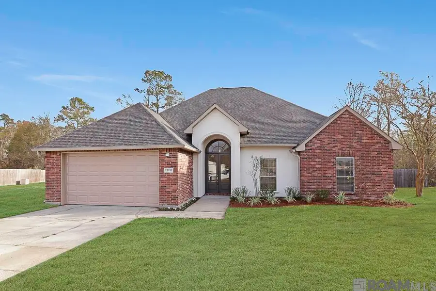 22782 Greencliff Dr, Denham Springs, LA 70726 - Image #2
