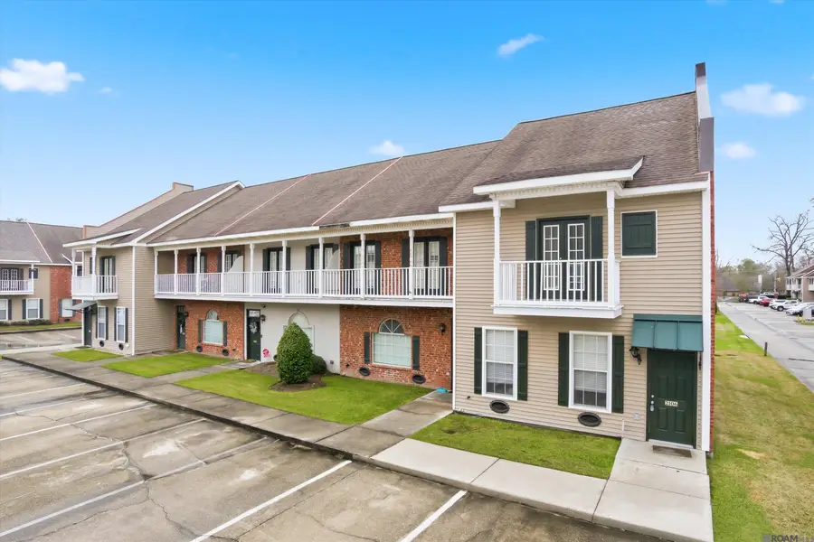 2106 Belle Pointe Alley, Baton Rouge, LA 70820 - Image #2