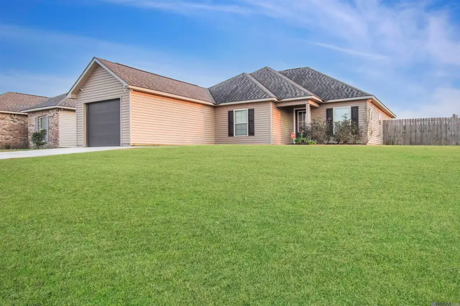 12188 Buddy Ellis Rd, Denham Springs, LA 70726 - Image #2