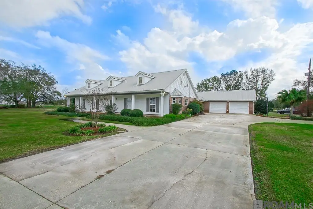 6168 Brewerton Rd, Gonzales, LA 70737 - Image #1