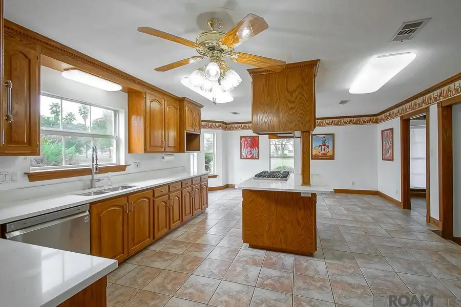 6168 Brewerton Rd, Gonzales, LA 70737 - Image #3