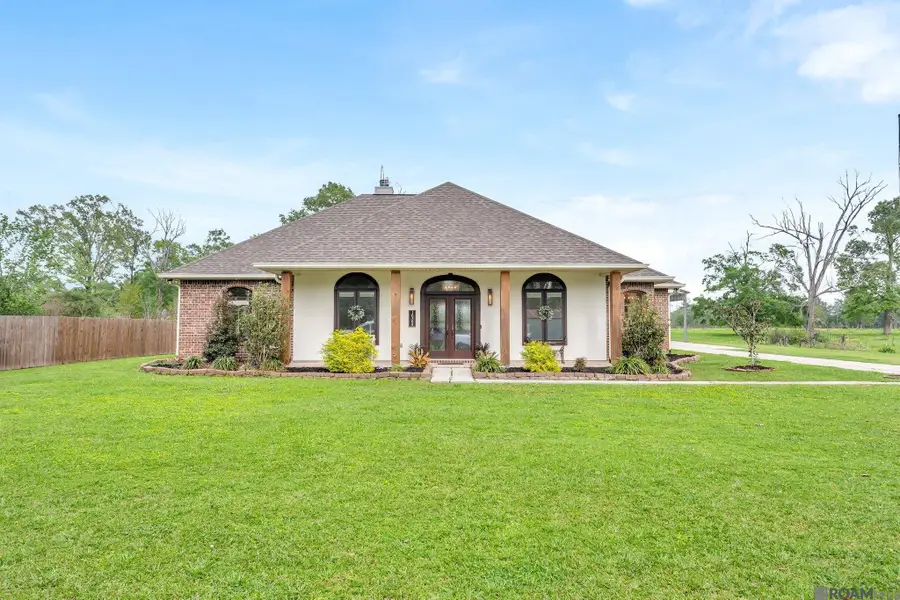 16364 Newman Nickens Rd, Prairieville, LA 70769 - Image #2