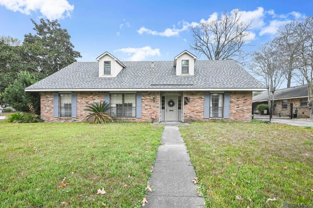 1090 Colonial Dr, Baton Rouge, LA 70806 - Image #1