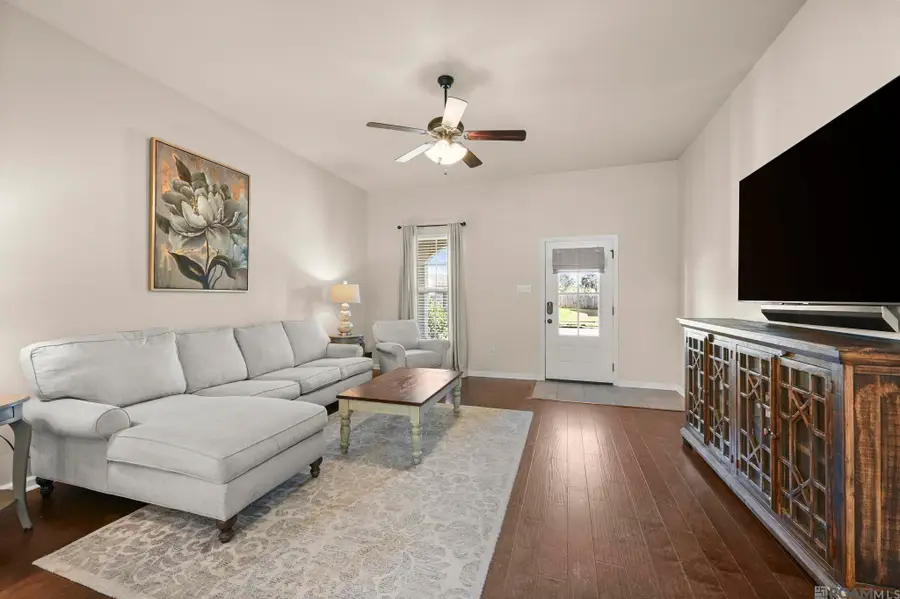 523 Greenwich Dr, Baton Rouge, LA 70820 - Image #2