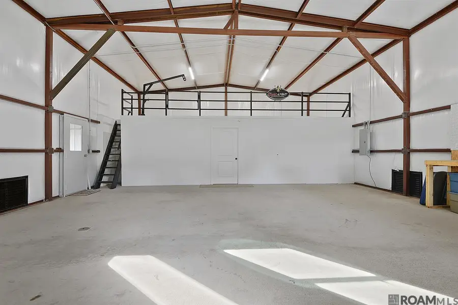 26088 Vincent Dr, Denham Springs, LA 70726 - Image #3