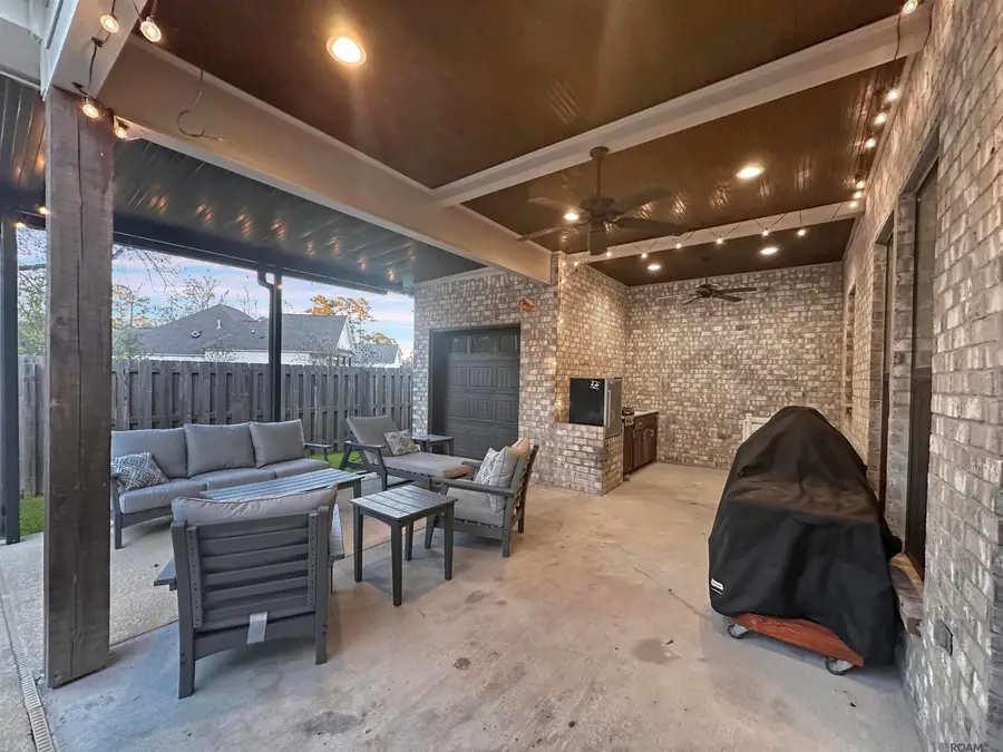 1107 Camellia Way, Denham Springs, LA 70726 - Image #3