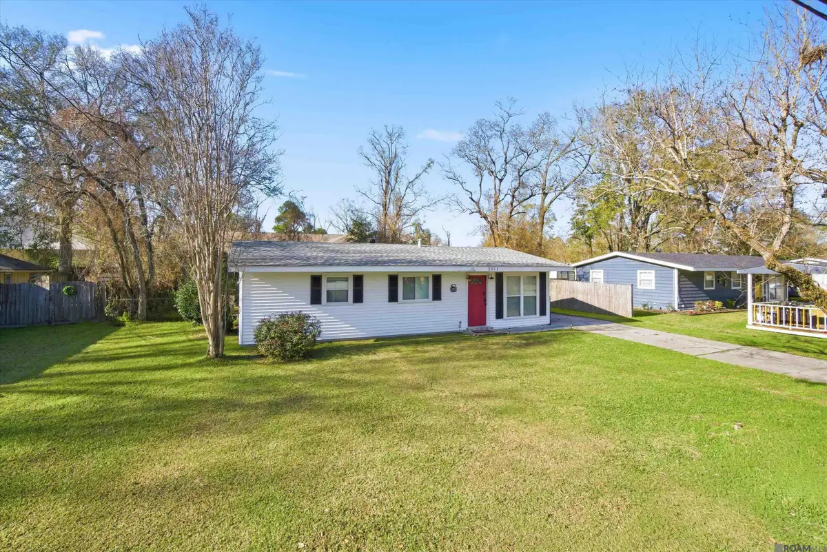 2261 Carolyn Ave, Denham Springs, LA 70726 - Image #1