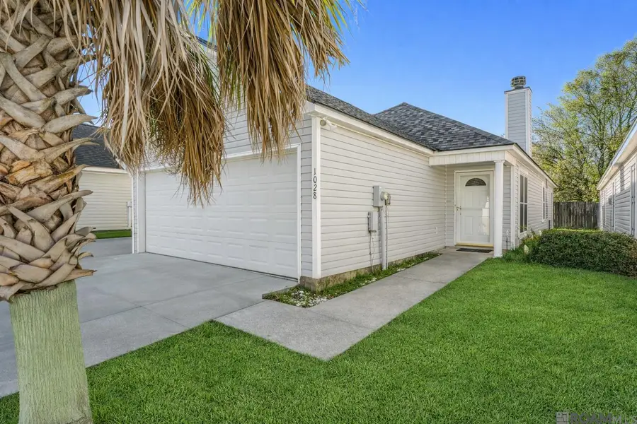 1028 Hammond Manor Dr, Baton Rouge, LA 70816 - Image #2