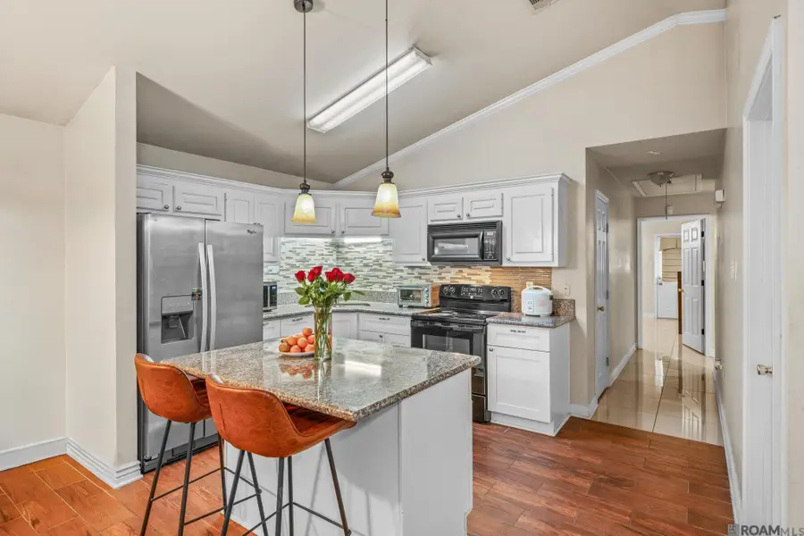 1028 Hammond Manor Dr, Baton Rouge, LA 70816 - Image #3