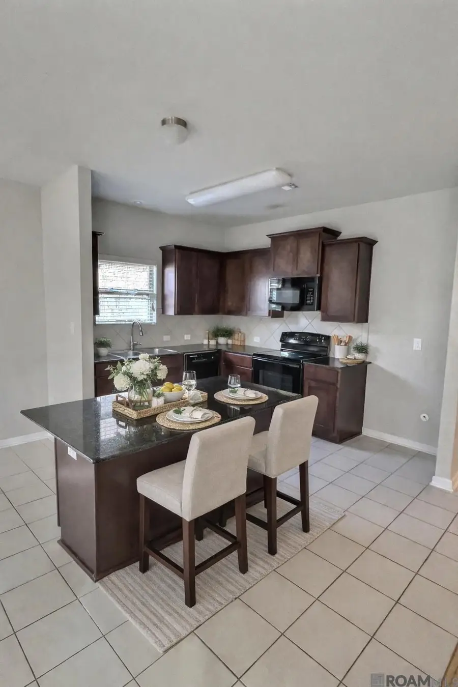 13228 Hazelwood Dr, Denham Springs, LA 70726 - Image #2