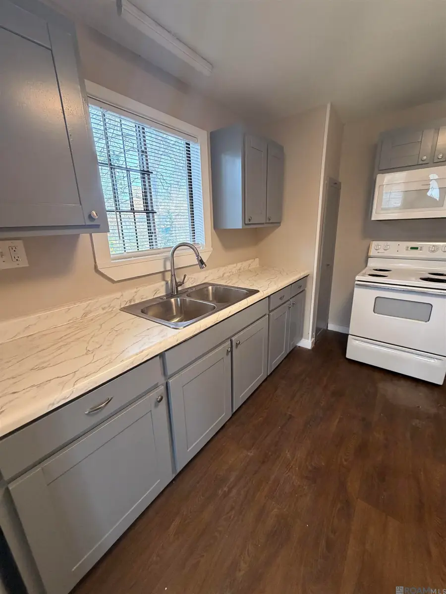 702 N 46th St, Baton Rouge, LA 70802 - Image #2