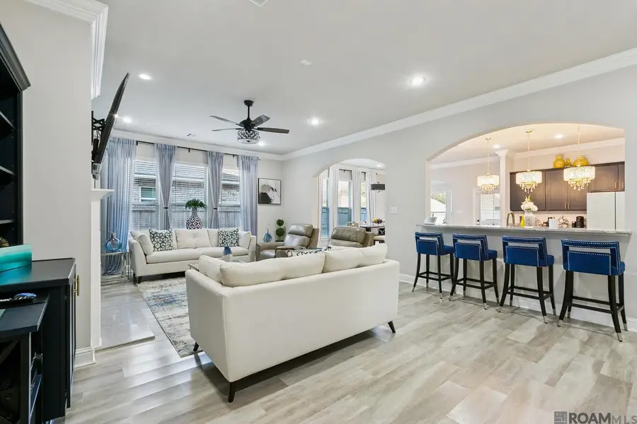 8898 Dalwood Dr, Denham Springs, LA 70726 - Image #3