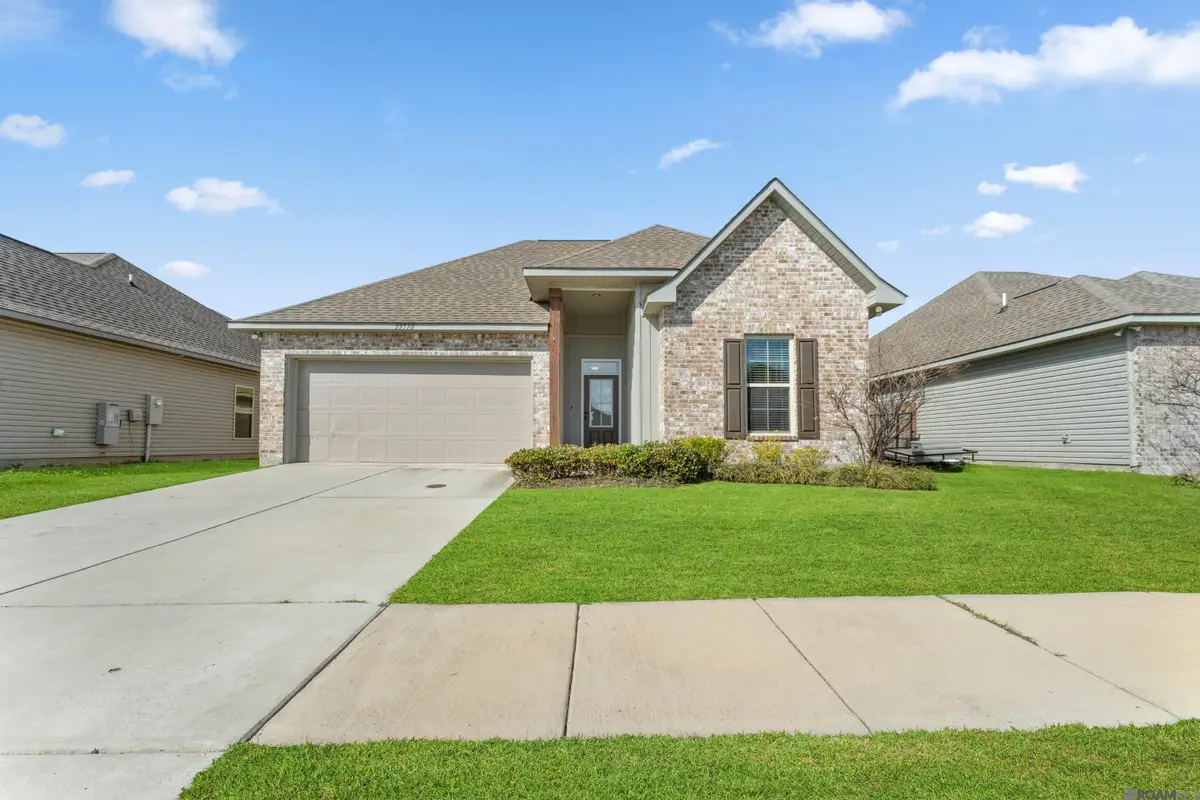 59710 Clifts Cove Dr, Plaquemine, LA 70764 - Image #1