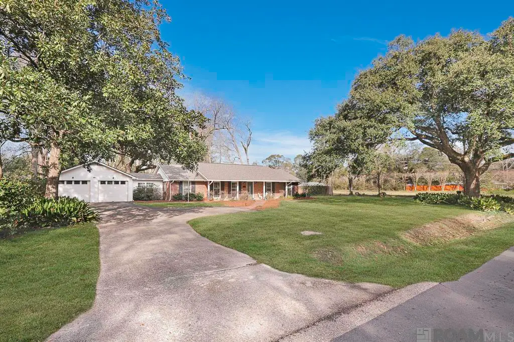 465 Albert Hart Dr, Baton Rouge, LA 70808 - Image #1