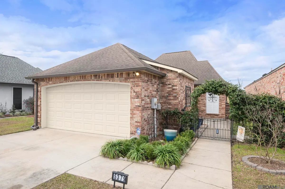 5379 Courtyard Dr, Gonzales, LA 70737 - Image #1