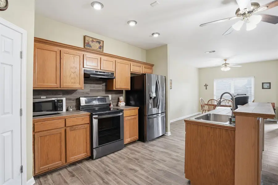 12376 Mimosa Dr, Denham Springs, LA 70726 - Image #3