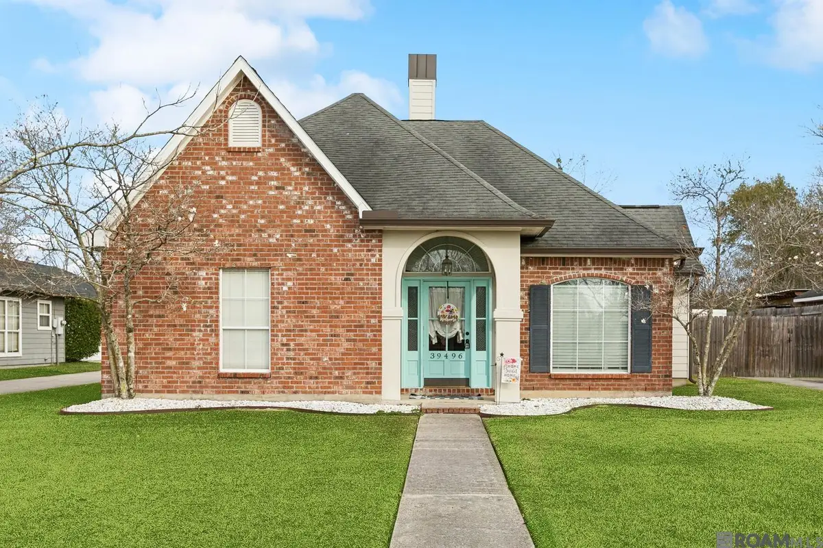 39496 Woodlake Dr, Prairieville, LA 70769 - Image #1