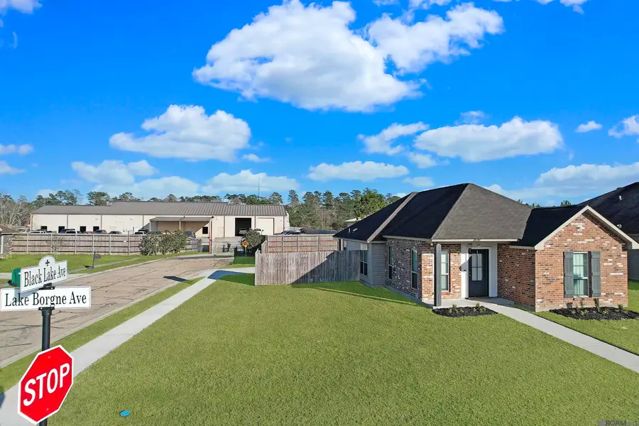 28350 Lake Borgne Dr, Livingston, LA 70754 - Image #3