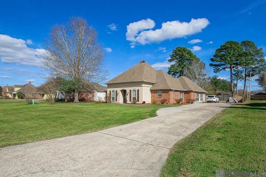 324 Gisele St, New Roads, LA 70760 - Image #3