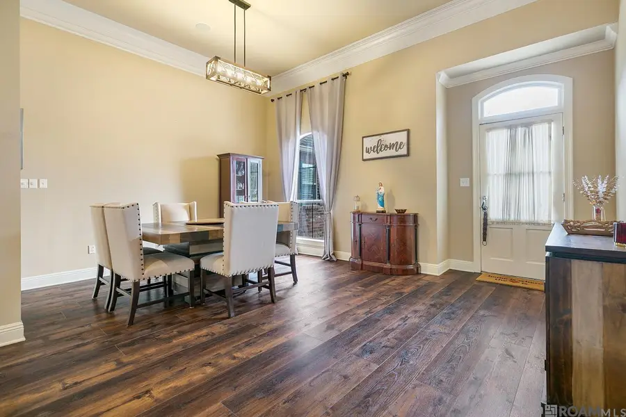 18666 Mossy Oak Ct, Prairieville, LA 70769 - Image #2