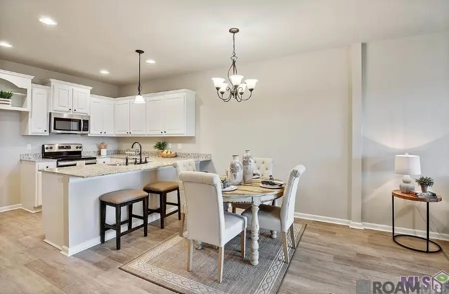 17455 Berkshire Dr, Prairieville, LA 70769 - Image #3