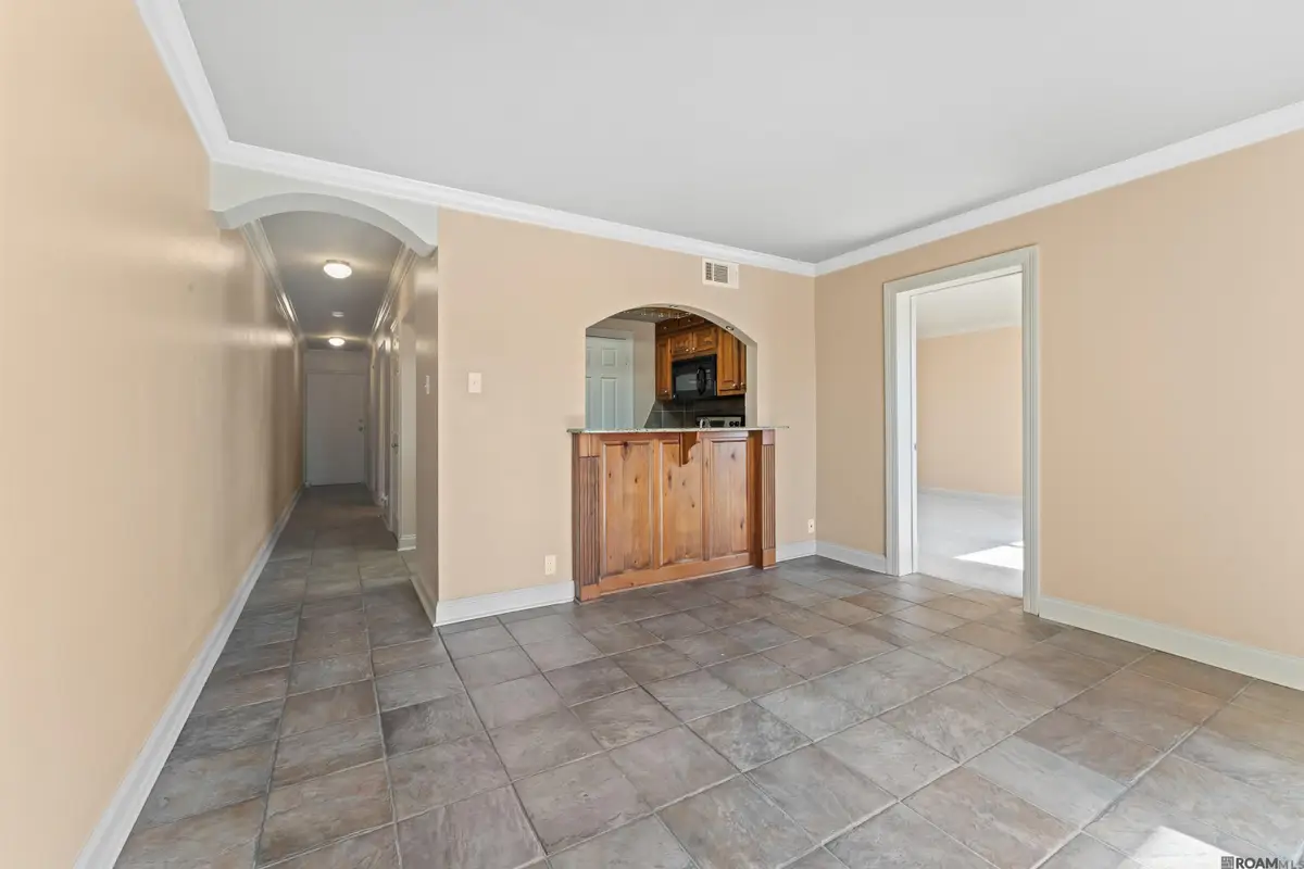 2045 N 3rd St #301, Baton Rouge, LA 70802 - Image #1