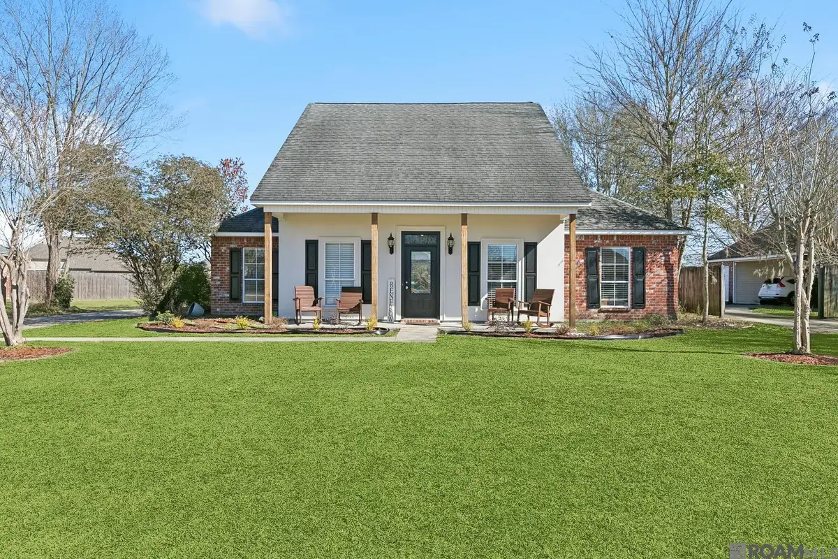 36340 Lucas Dr, Denham Springs, LA 70706 - Image #1