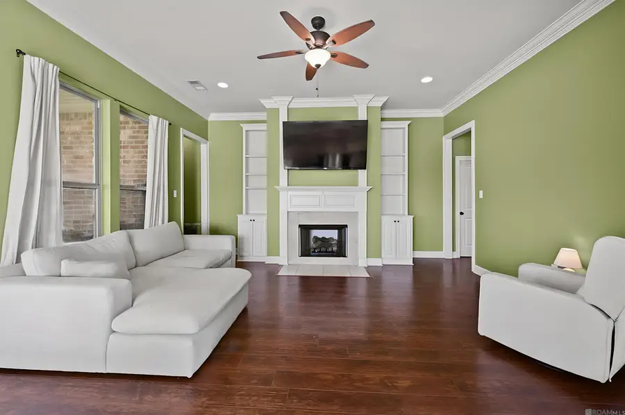 31067 Autumn Lake Dr, Walker, LA 70785 - Image #3