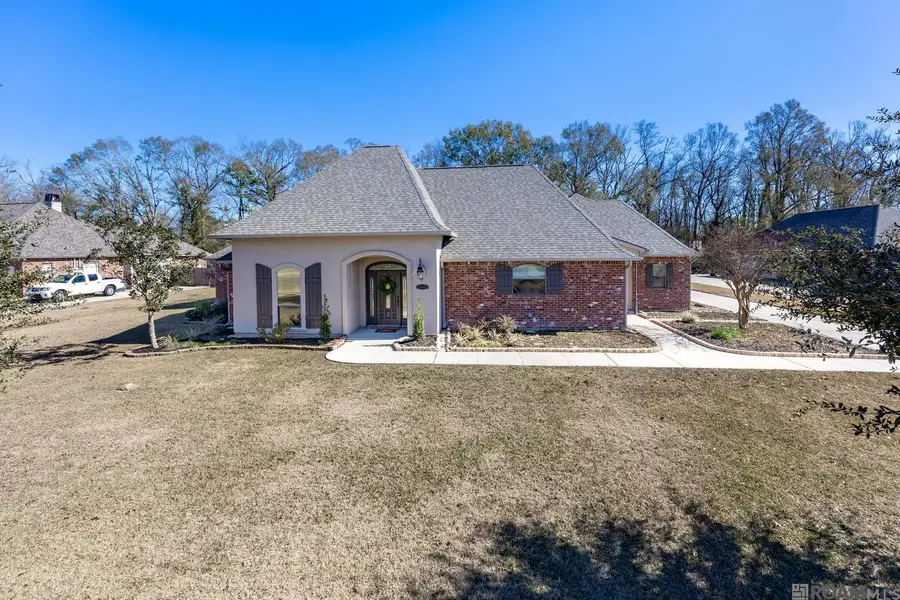 16242 Ole Homestead Ln, Prairieville, LA 70769 - Image #3