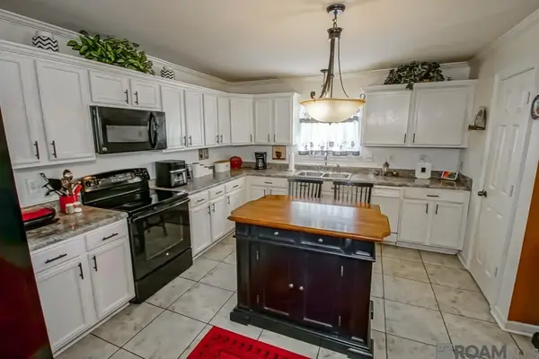 4224 Wimbish Dr, Baker, LA 70714