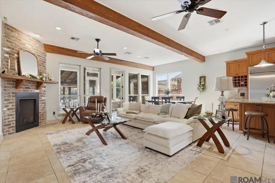 21105 Waterfront East Dr, Maurepas, LA 70449 - Image #2